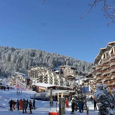 Christiana 106 Cles Blanches Aparthotel Courchevel